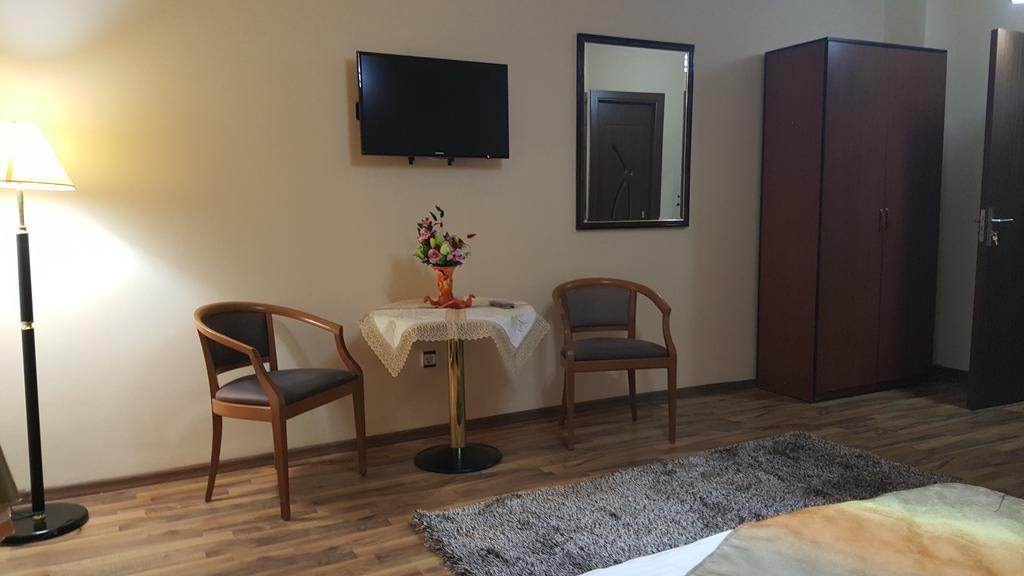 فندق Casa Alex Târgu Jiu الغرفة الصورة